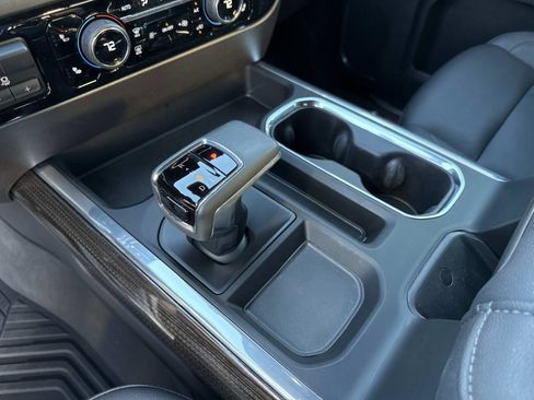 Used 2025 Chevrolet Silverado 1500 LT Trail Boss w/ Convenience Package II image 32