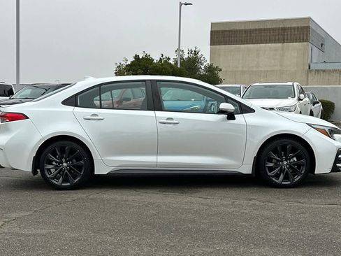 Used 2023 Toyota Corolla SE image 6