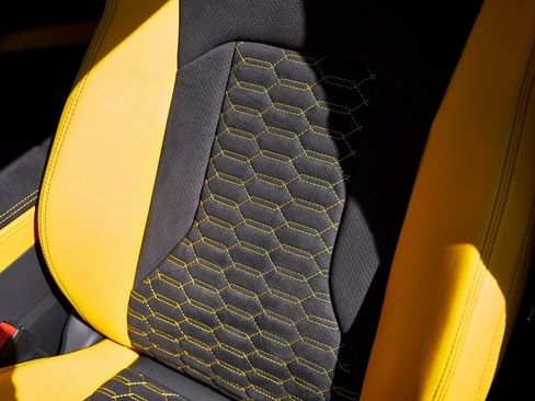 Used 2021 Lamborghini Urus AWD/4WD image 48