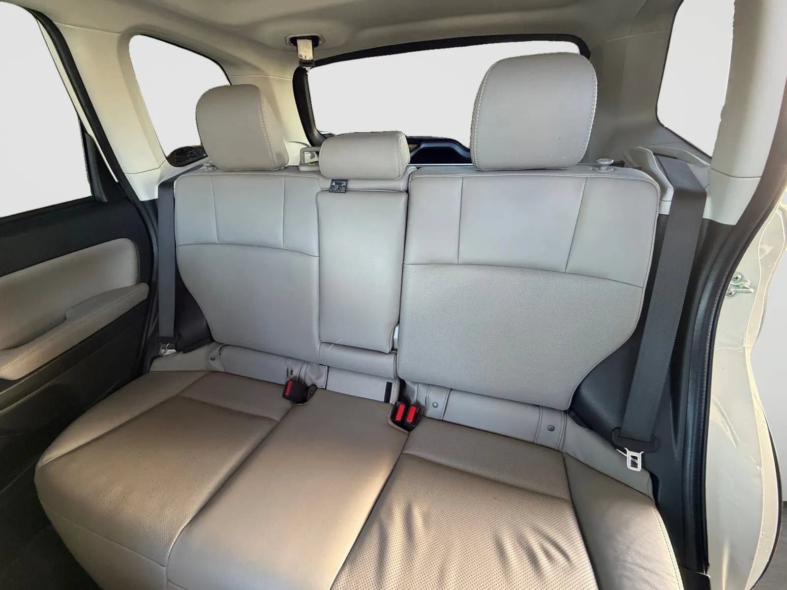 Used 2016 Subaru Forester 2.5i Touring w/ Eyesight & Navigation System AWD/4WD image 15