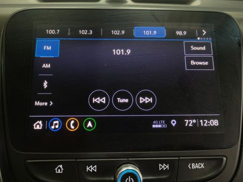 Used 2019 Chevrolet Equinox LT w/ Sun & Navigation Package AWD/4WD image 25
