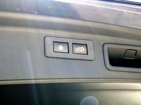 Used 2019 Subaru Forester Limited image 35