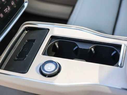 New 2025 Volvo EX90 Ultra image 21