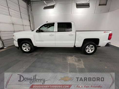 Used 2018 Chevrolet Silverado 1500 LT w/ All Star Edition AWD/4WD image 5