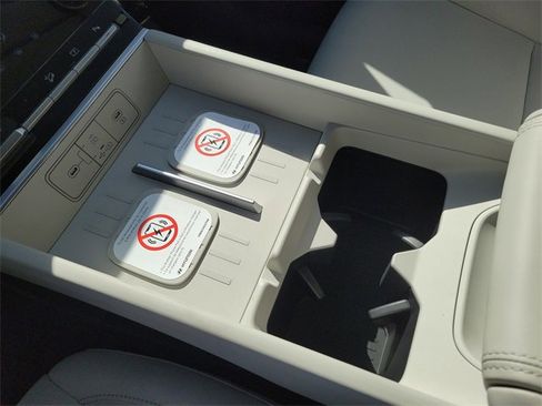 New 2026 Hyundai Santa Fe SE image 14