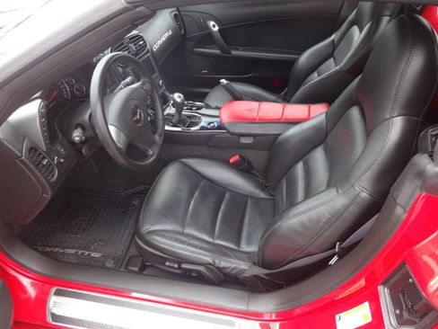 Used 2007 Chevrolet Corvette Convertible w/ Preferred Equipment Group image 13