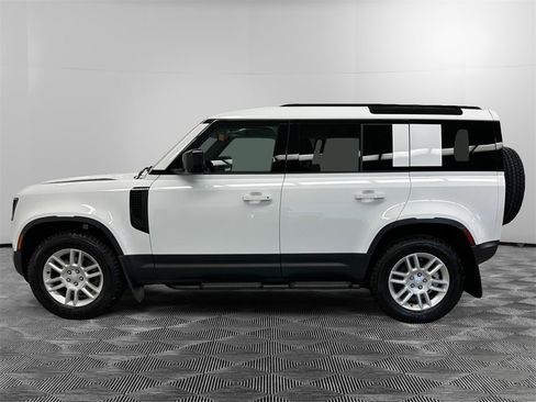 Used 2025 Land Rover Defender 110 S image 2