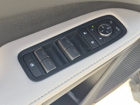 Used 2025 Lexus RX 350 w/ Convenience Package AWD/4WD image 15