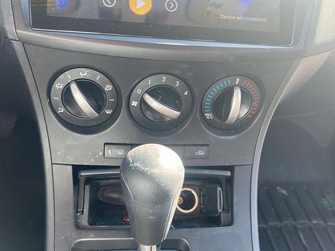 Used 2012 MAZDA MAZDA3 i Sport FWD image 11