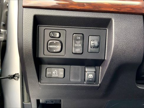 Used 2015 Toyota Tundra Limited image 33