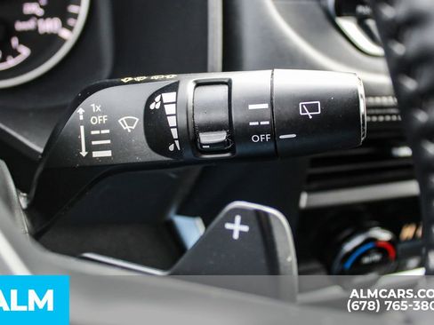 Used 2025 Nissan Rogue SV image 30