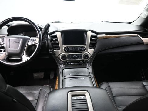 Used 2019 GMC Yukon Denali w/ Denali Ultimate Package image 23
