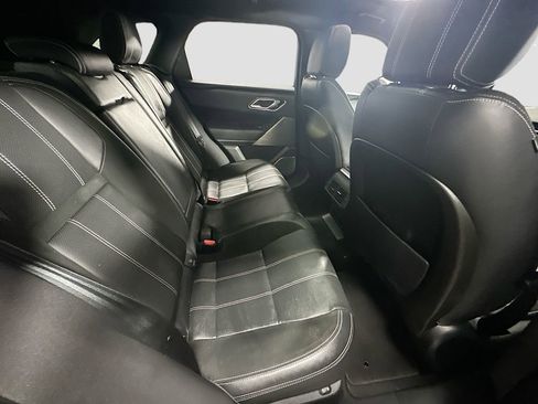Used 2019 Land Rover Range Rover Velar R-Dynamic SE image 28