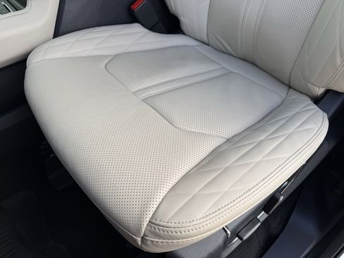 Used 2024 Ford Expedition Max Platinum image 24