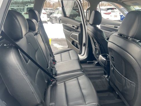 Used 2021 Kia Telluride LX image 14