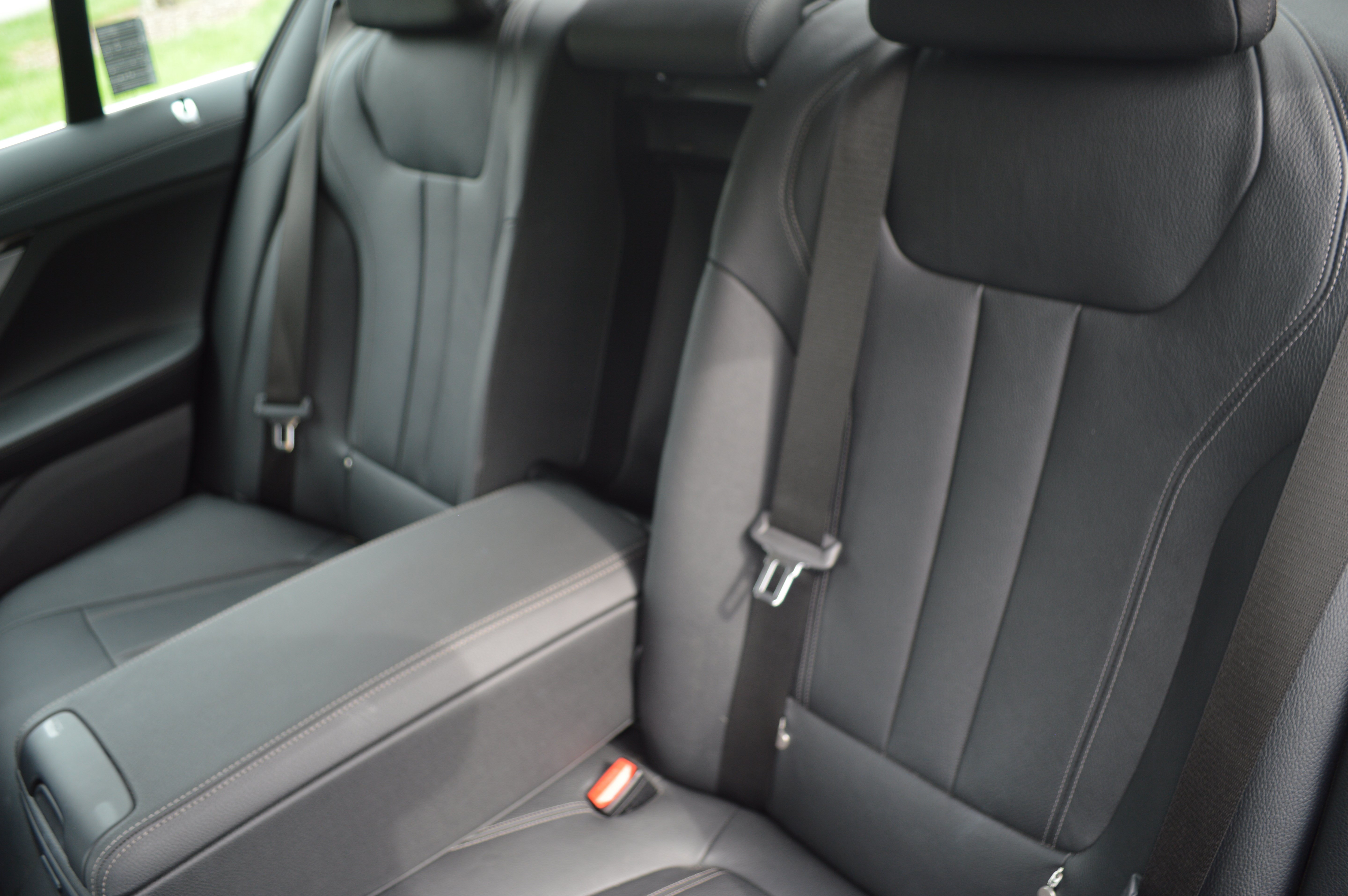 Used 2017 BMW 740i RWD image 28
