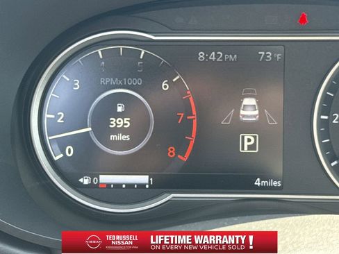 New 2025 Nissan Versa SR w/ Trunk Package image 10