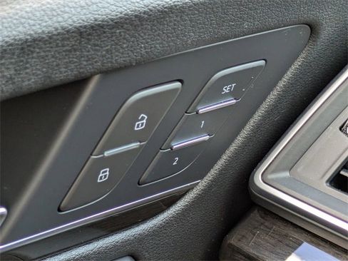 Used 2018 Audi Q5 2.0T Premium Plus w/ Premium Plus Package image 30