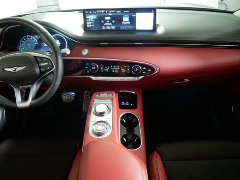 Used 2023 Genesis GV70 2.5T w/ Sport Prestige Package AWD/4WD image 10