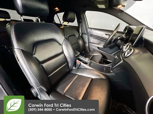 Used 2016 Mercedes-Benz GLA 250 4MATIC image 18