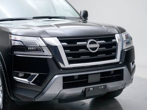 Used 2024 Nissan Armada SV AWD/4WD image 10