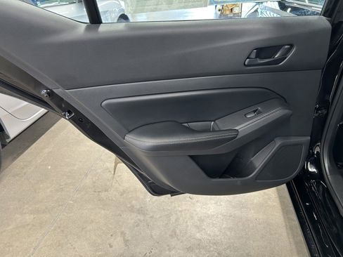 Used 2024 Nissan Altima 2.5 SV image 13