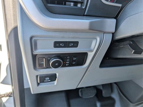 Certified 2023 Ford F150 XLT w/ Trailer Tow Package image 18