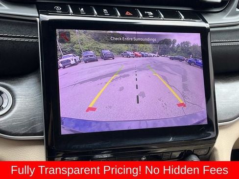 Used 2022 Jeep Grand Cherokee L Limited AWD/4WD image 38