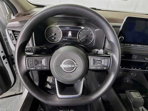 Certified 2023 Nissan Rogue SV image 20