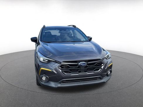 Used 2024 Subaru Crosstrek 2.5i Sport AWD/4WD image 2