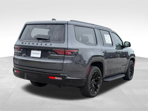 Used 2024 Jeep Wagoneer Series II AWD/4WD image 52