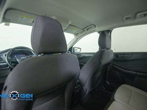 Used 2023 Ford Escape Active w/ Tech Pack #1 AWD/4WD image 32