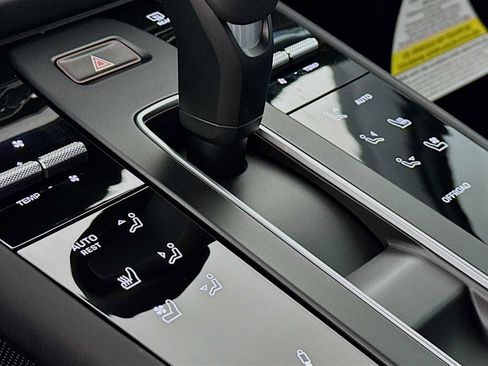 New 2026 Porsche Macan S AWD/4WD image 21