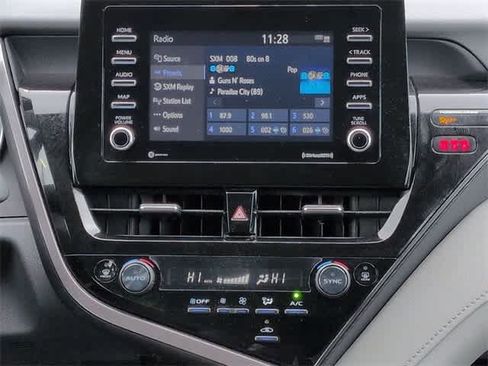 Used 2024 Toyota Camry LE image 28