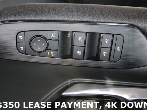 New 2026 Nissan Kicks SV w/ SV Premium Package image 8