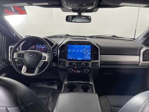 Used 2022 Ford F250 Lariat w/ Tremor Off-Road Package image 17