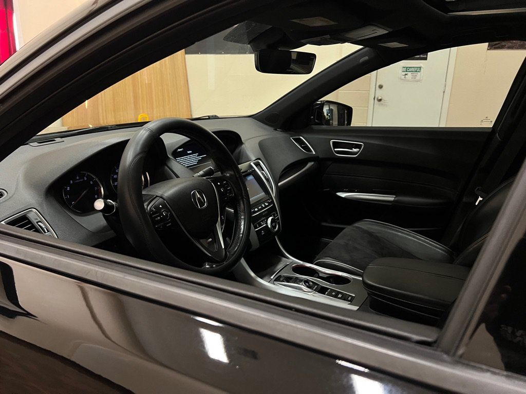 Used 2018 Acura TLX w/ Technology & A-SPEC Package AWD/4WD image 13