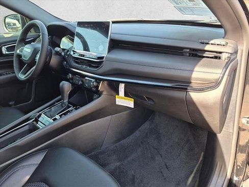 New 2026 Jeep Compass Latitude AWD/4WD image 27
