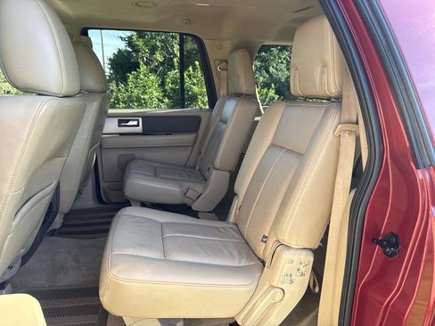 Used 2014 Ford Expedition EL XLT w/ Equipment Group 202A image 19