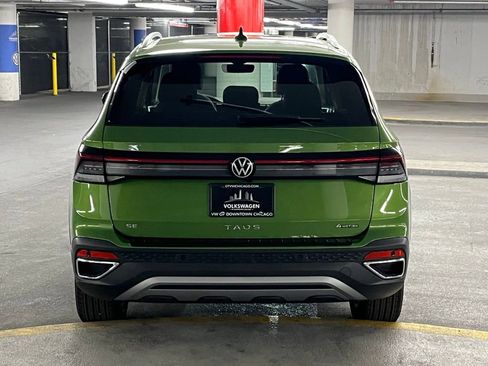 New 2025 Volkswagen Taos SE image 33