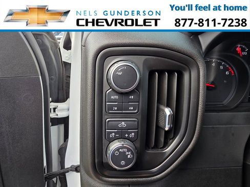 Used 2021 Chevrolet Silverado 1500 Custom Trail Boss AWD/4WD image 18