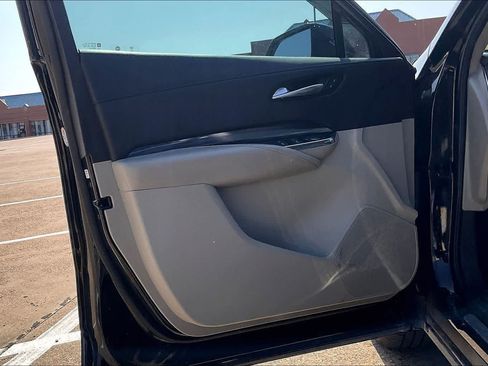 Used 2023 Cadillac XT4 Luxury w/ Cold Weather Package FWD image 26