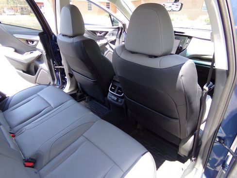 Used 2022 Subaru Outback Limited AWD/4WD image 25