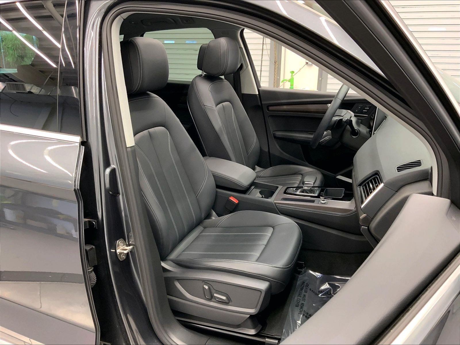 Certified 2023 Audi Q5 2.0T Premium Plus w/ Premium Plus Package AWD/4WD image 6