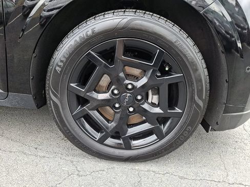 Certified 2025 Kia Carnival SX Prestige FWD image 8