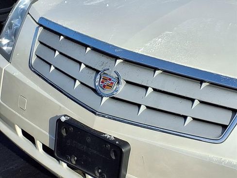 Used 2006 Cadillac SRX w/ Seating Package image 28