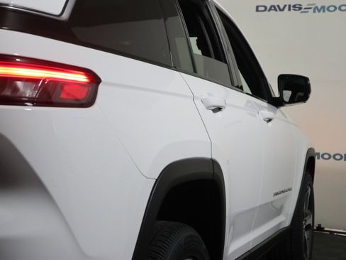 New 2026 Jeep Grand Cherokee Limited image 5