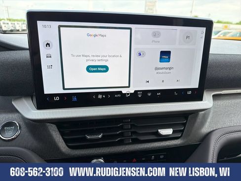 Used 2026 Ford Explorer Platinum w/ LUX Leather Package AWD/4WD image 18
