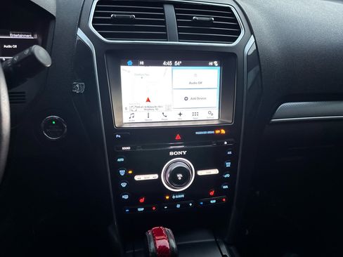 Used 2017 Ford Explorer Sport image 29