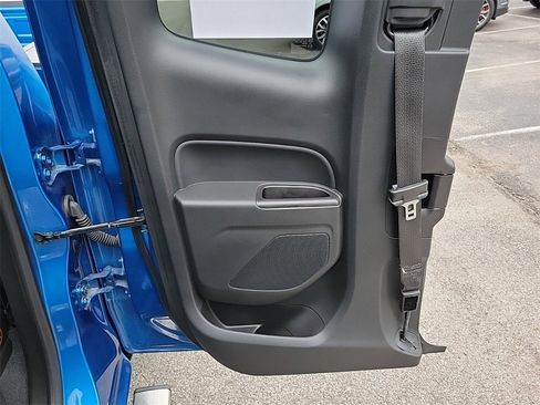 Used 2021 Chevrolet Colorado W/T w/ Custom Special Edition image 14